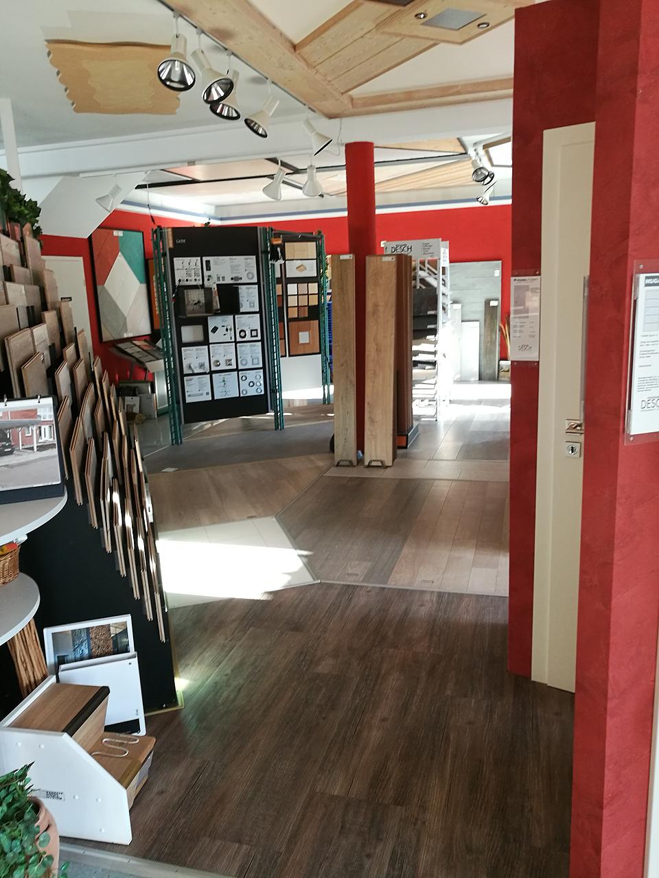 holzstudio-desch-ausstellung-01.jpg